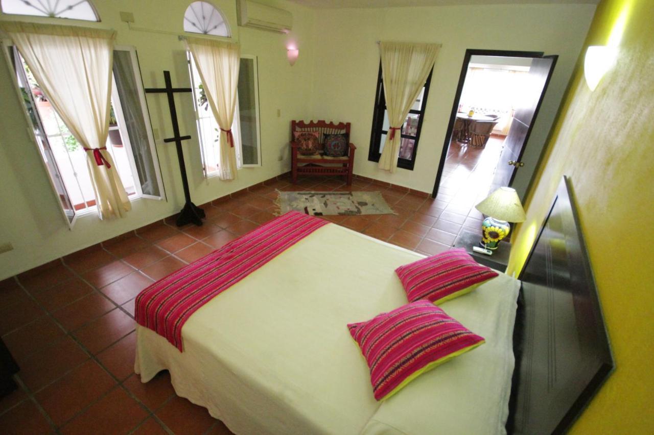 La Iguana Vallarta Lgbt Adults Only - Romantic Zone - Party Clubbing Street Puerto Vallarta Exterior foto