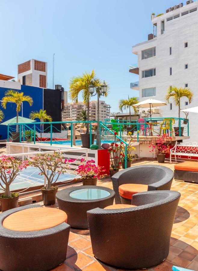 La Iguana Vallarta Lgbt Adults Only - Romantic Zone - Party Clubbing Street Puerto Vallarta Exterior foto