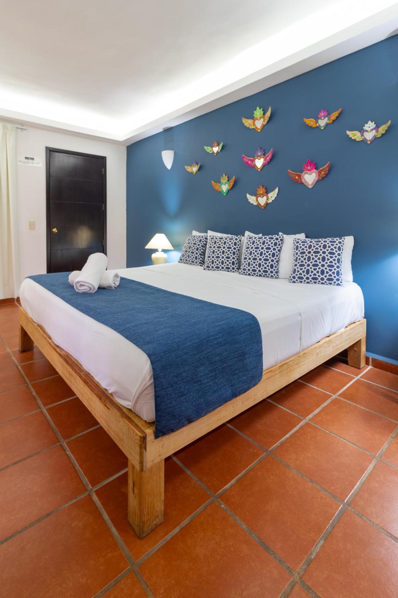 La Iguana Vallarta Lgbt Adults Only - Romantic Zone - Party Clubbing Street Puerto Vallarta Exterior foto