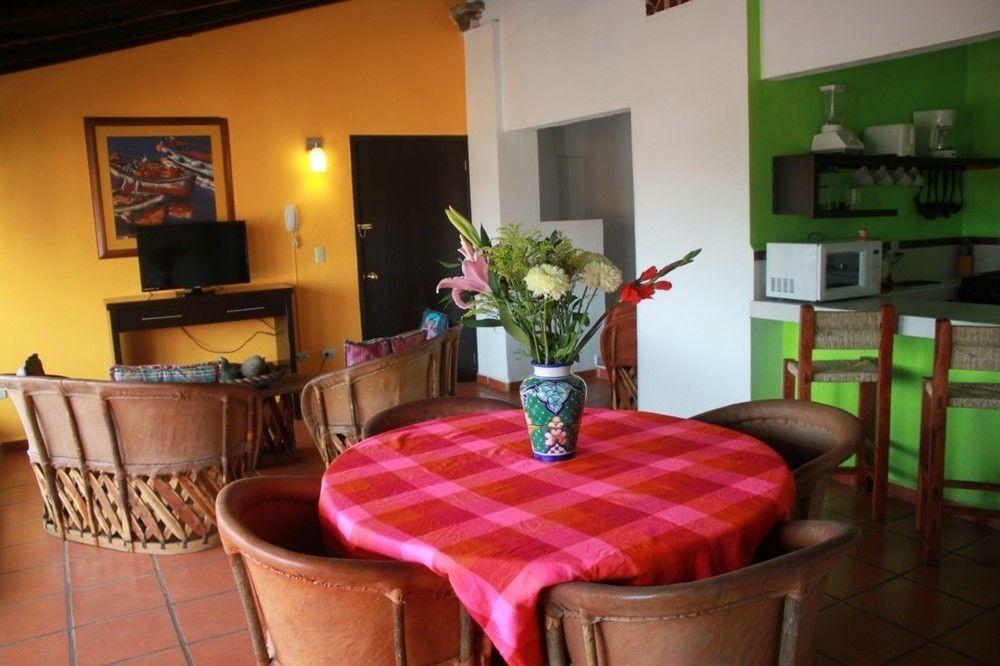 La Iguana Vallarta Lgbt Adults Only - Romantic Zone - Party Clubbing Street Puerto Vallarta Exterior foto